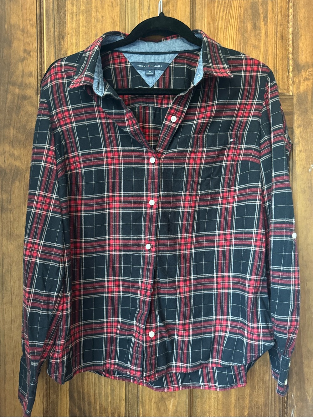 Tommy Hilfiger Women’s Plaid Button Down Roll-Tab Sleeve Shirt Medium